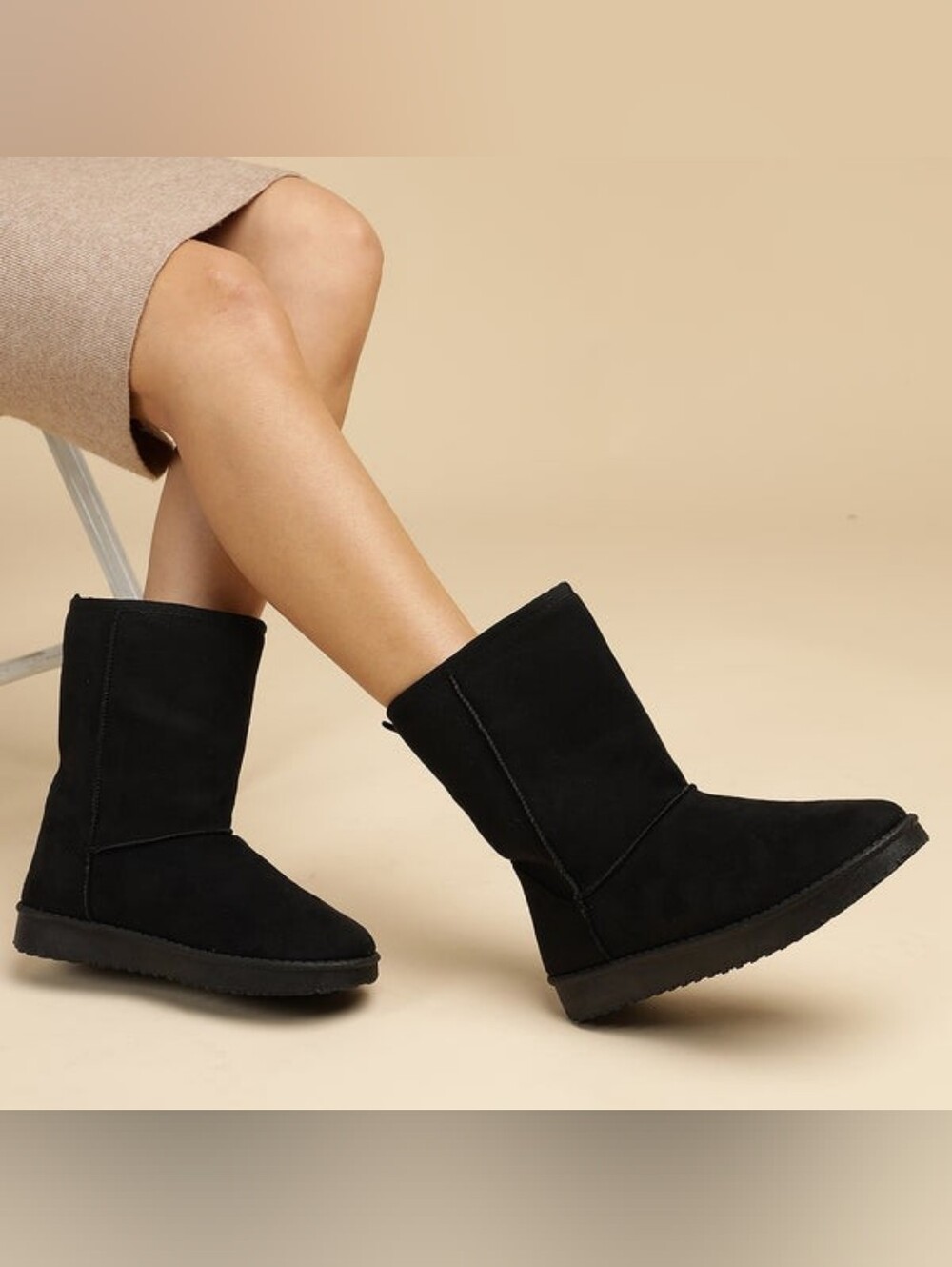 UGG CLASSIC II BOOT BLACK SUEDE SHEARLING LINED SIZE 5